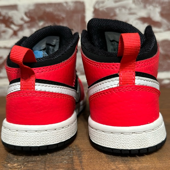 Nike Air 1 Mid Jordan Toddler Sz 10C - Picture 4 of 11